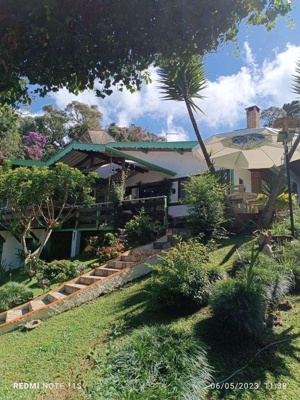 ホテル Rancho Da Raposa Campos do Jordão エクステリア 写真