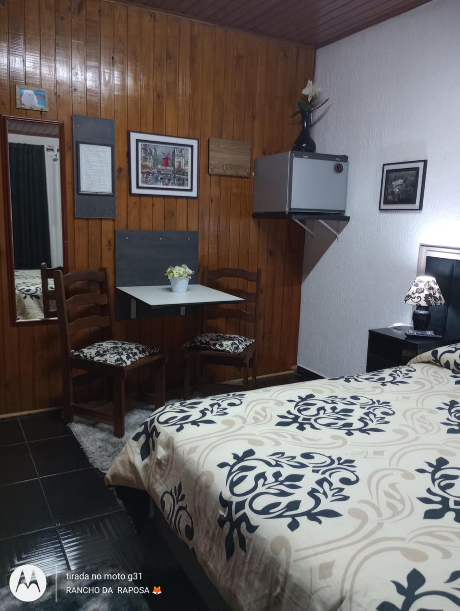 ホテル Rancho Da Raposa Campos do Jordão エクステリア 写真